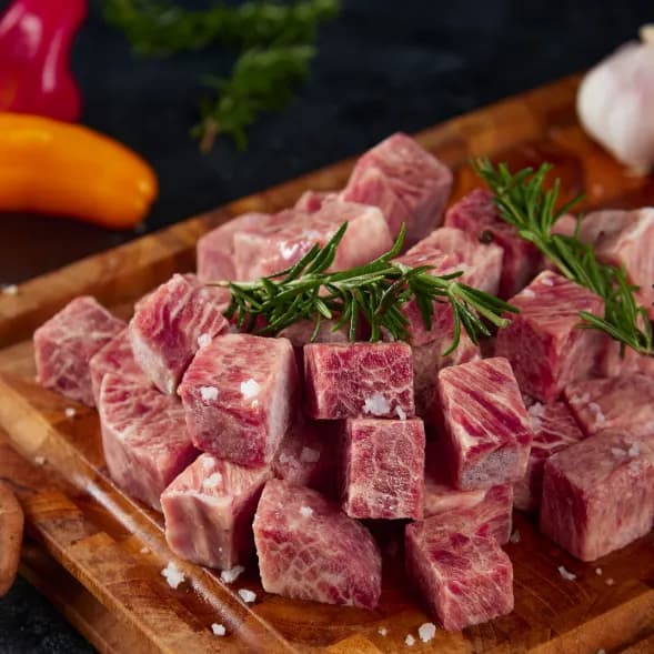 Sakura Beef-Thịt bò thăn ngoại Lúc lắc 200g